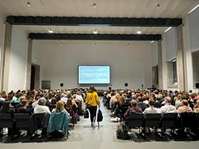 Alfandega congress center: Despachantes hall
